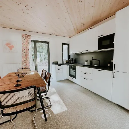 Holiday home Traum-ferienhaus Direkt Am Wunderschoenen Luebbesee